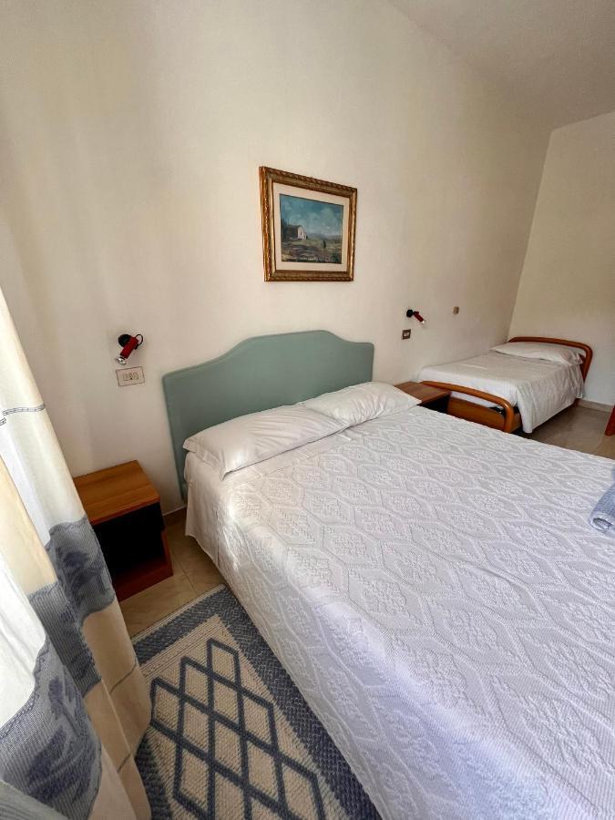 Hotel La Capannina アリッツォ エクステリア 写真