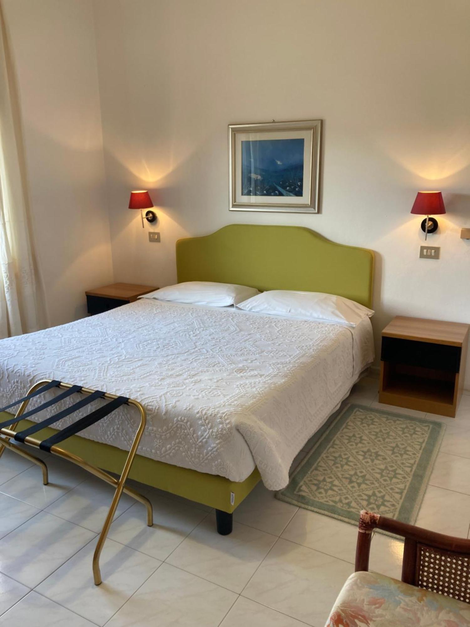 Hotel La Capannina アリッツォ エクステリア 写真